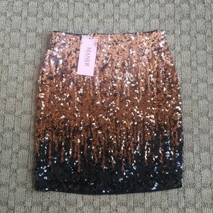 MANER WM Sz/S Sequin Sparkly Stretchy Mini Skirt